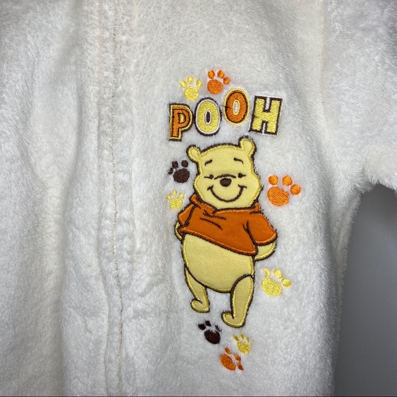 New Disney Baby Winnie-The-Pooh Onesie Footie 12M - Picture 2 of 8